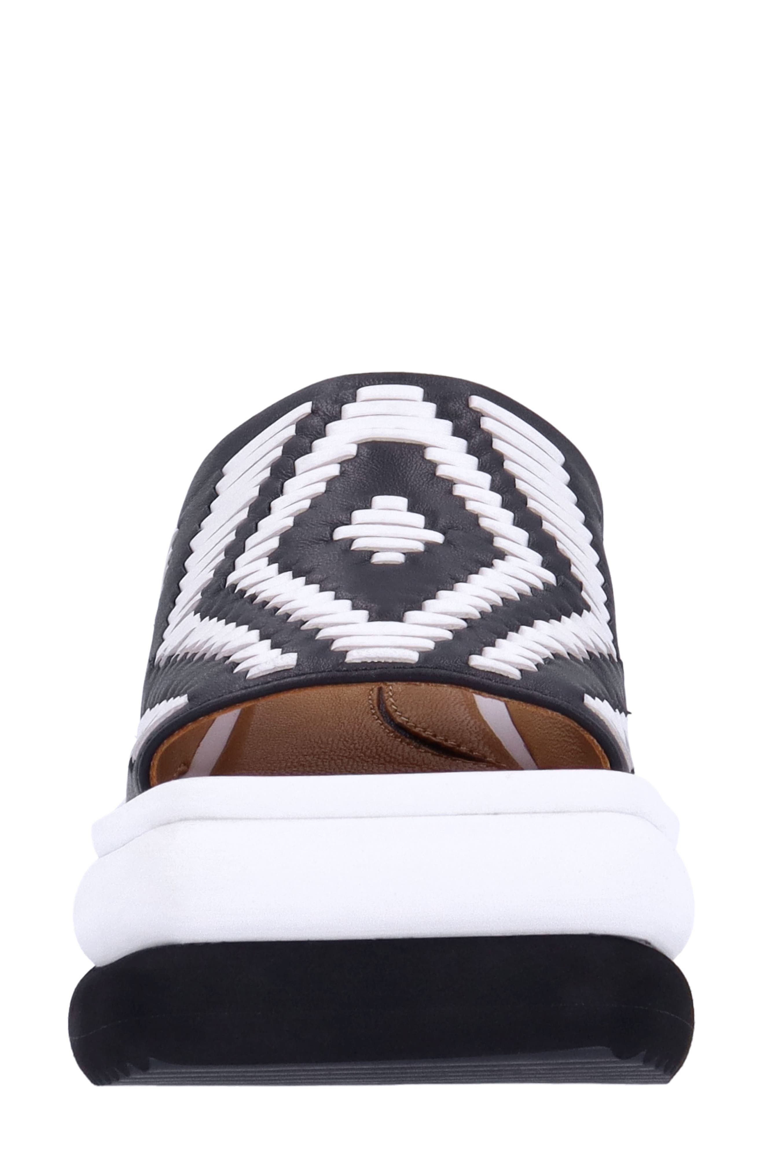 L'Amour des Pieds Eviana Platform Slide Sandal, Alternate, color, Black/ White