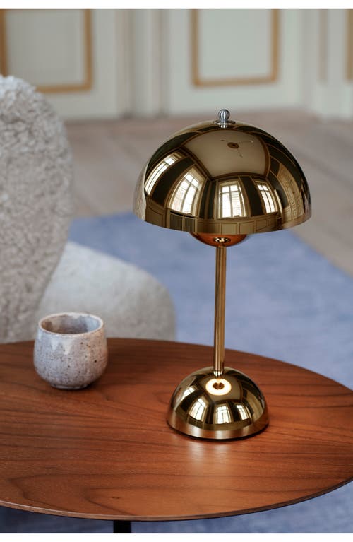 Ameico Flowerpot Vp9 Portable Table Lamp In Gold