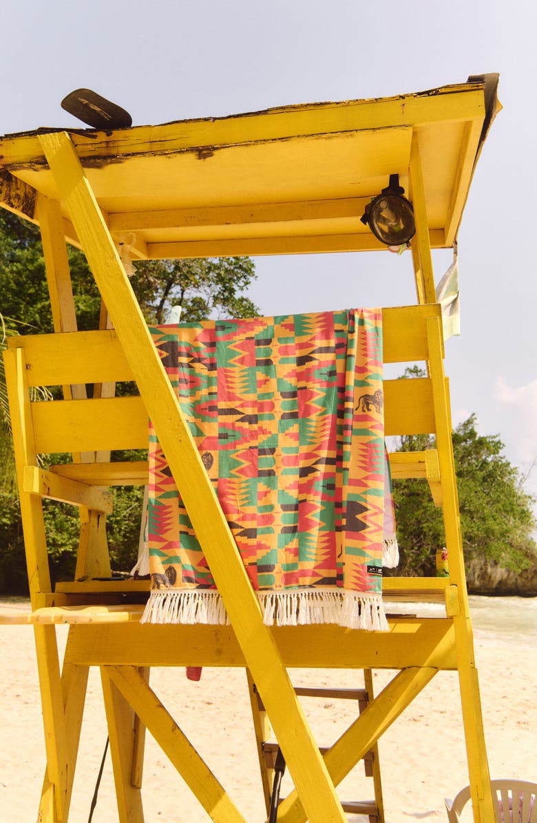 Slowtide Rocker Beach Towel, Alternate, color, Yellow Multi