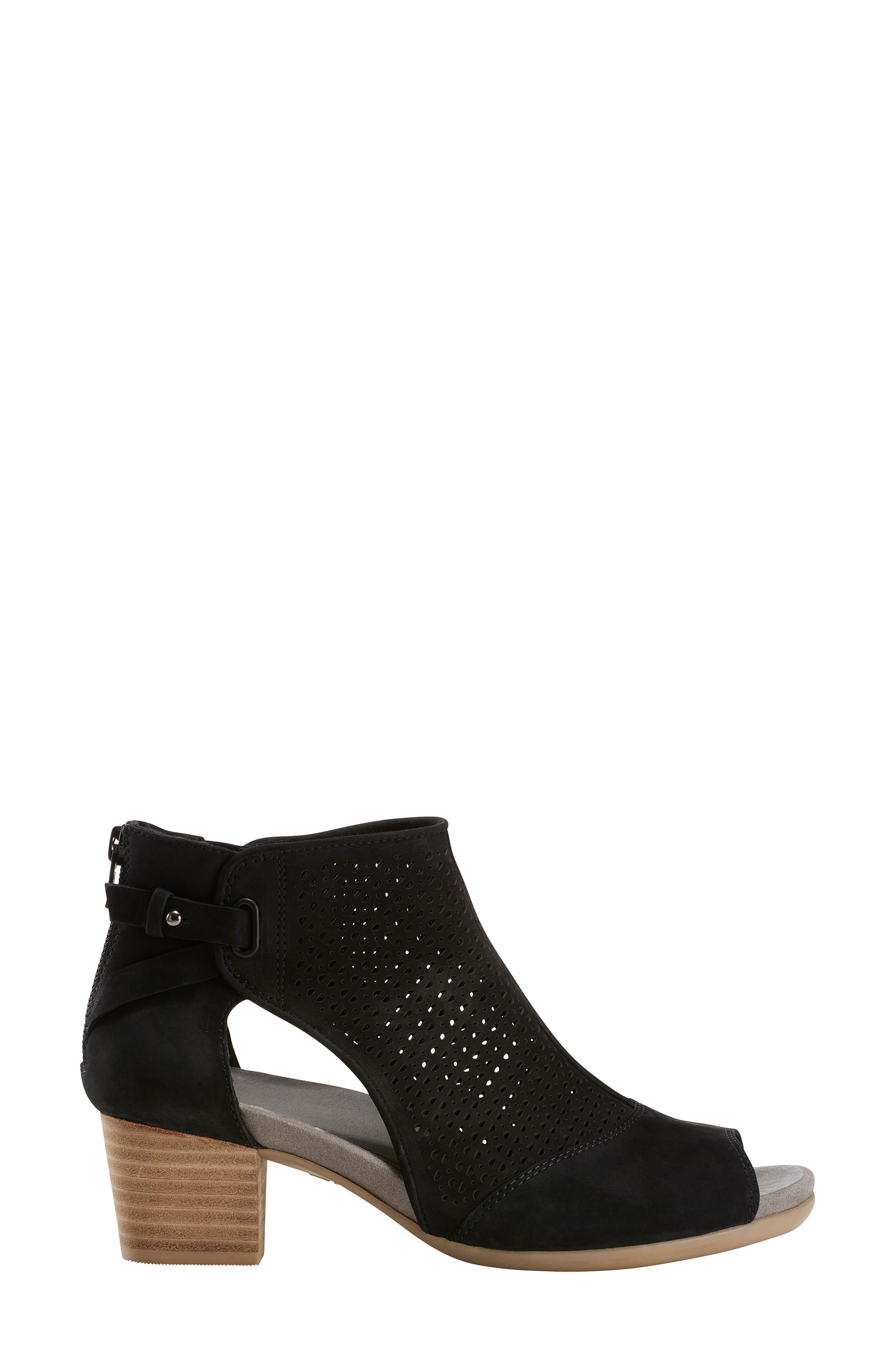 Earth<sup>®</sup> Sahara Sandal, Alternate, color, 