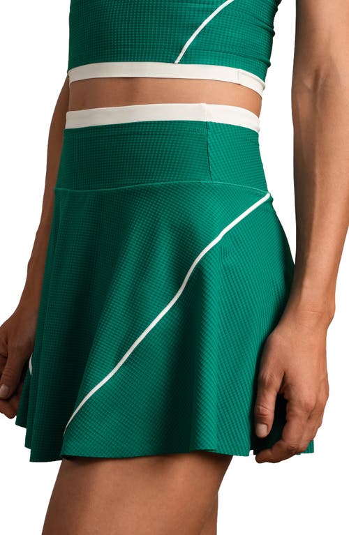 Rhone Doubletake Performance Skort In Emerald Green