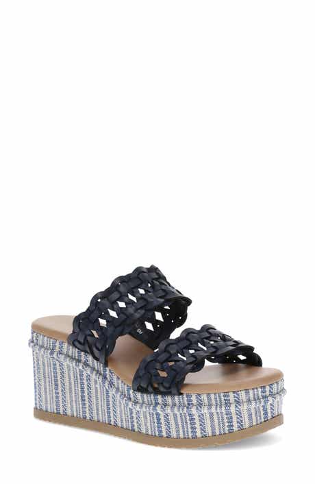BARETRAPS Skylar Wedge Sandal