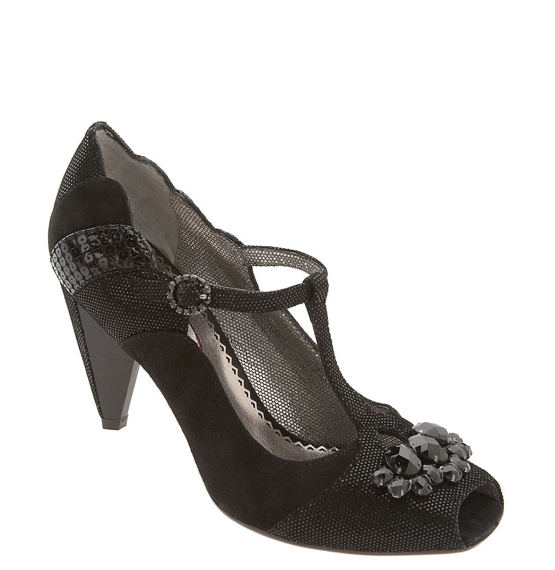 Poetic Licence , Main, color, 