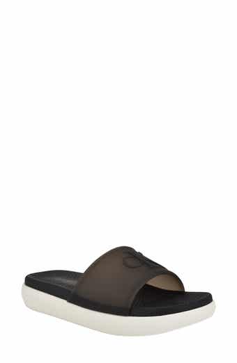 Peari Slide Sandal
