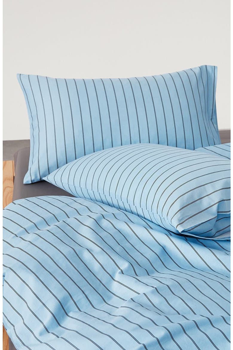 Henry Striped Buttoned Bedding Set, Alternate, color, Blue / Flat