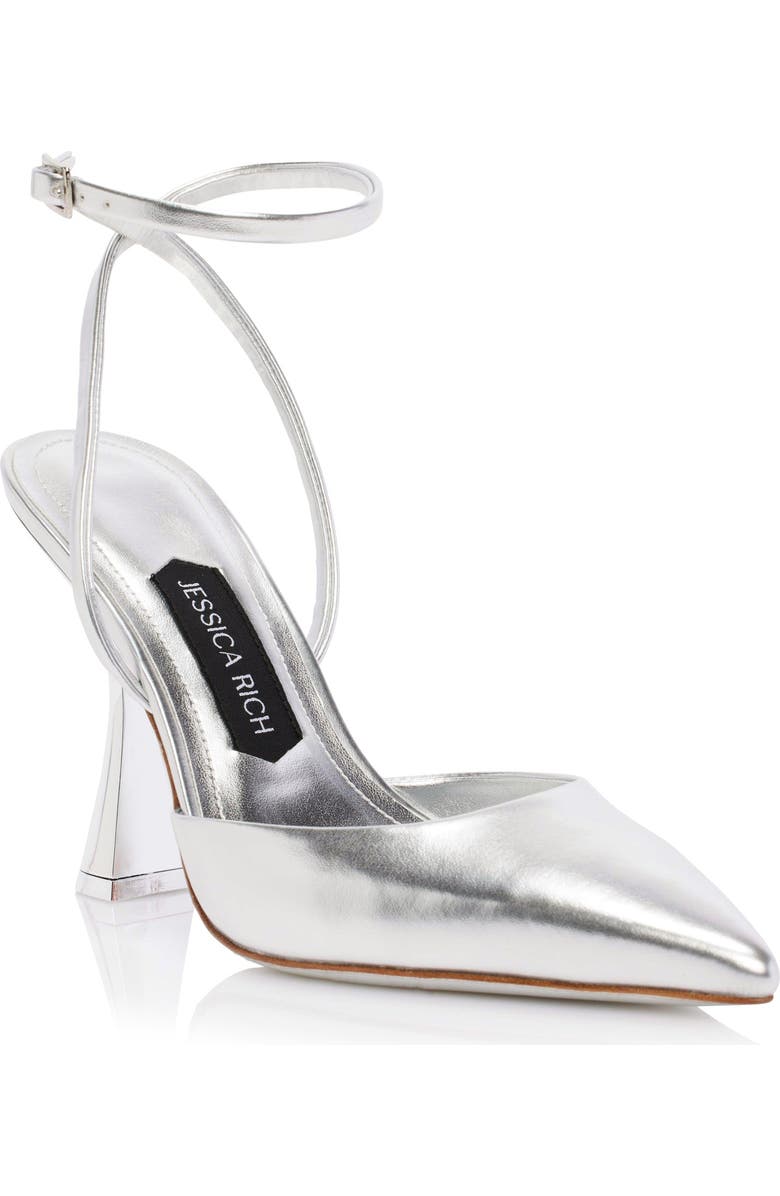 JESSICA RICH This iconic line of must-have heels blends elegance with modern flair, offering the perfect statement piece for any wardrobe. One of the most unique designs in this collection is The Lisa Sandal. This shoe is equal parts cozy and classy with its terry cloth fabric and monochromatic diamanté chain embellishments., Alternate, color, Noir