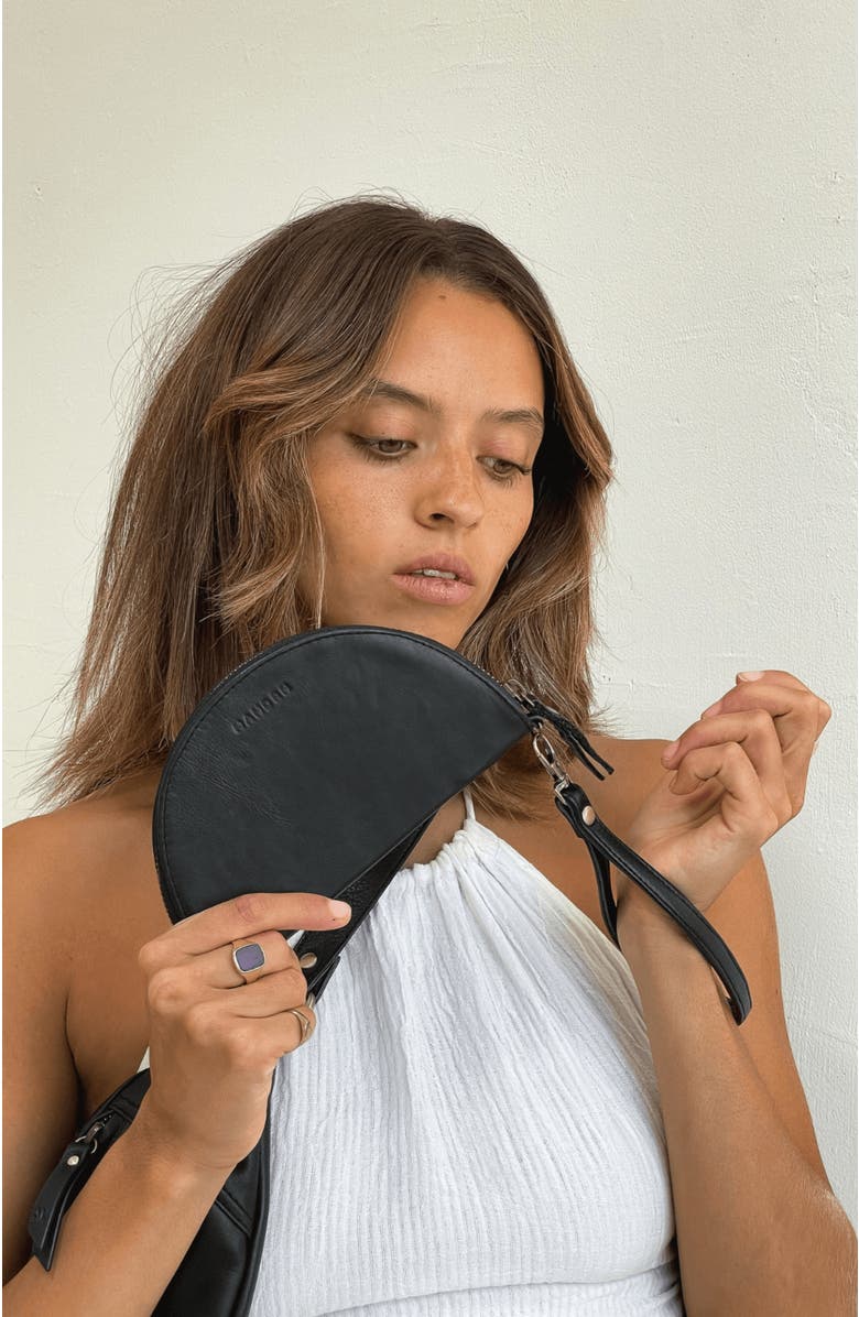 Mandrn Leather Halfmoon Wallet, Alternate, color, Black