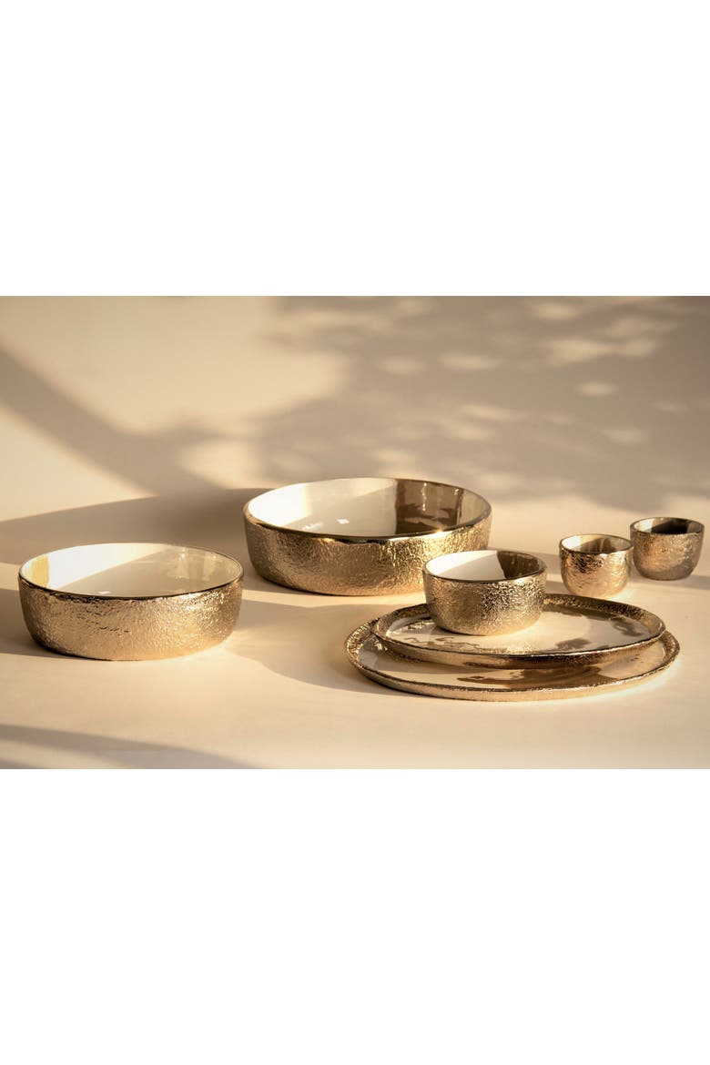 Dansbury Platter, Alternate, color, Silver