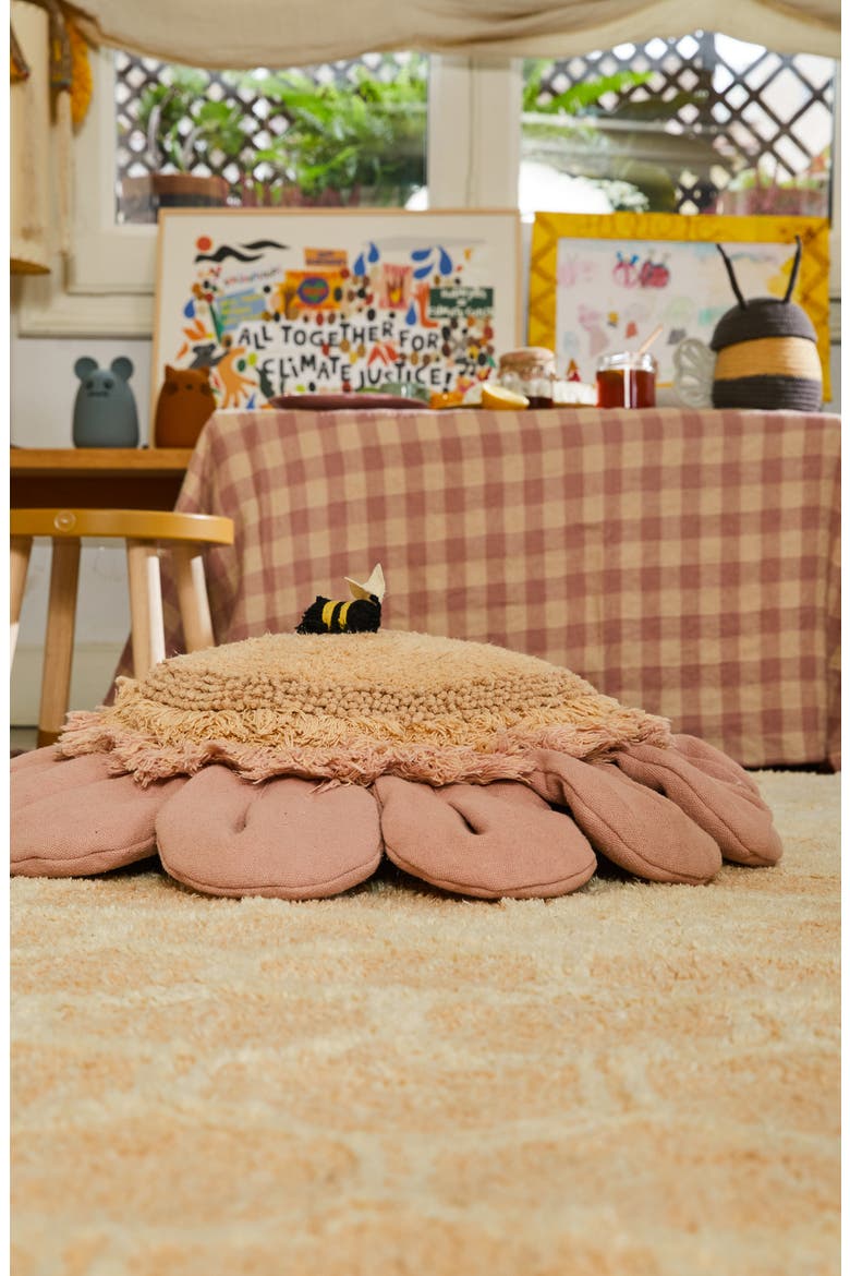 Daisy & Detachable Bee Floor Cushion, Alternate, color, BLUSH
