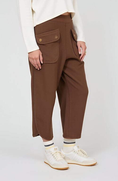 Modenaire Wide-leg Knit Crop Pants With Front Flap Pockets And Elastic Waistband In Brown