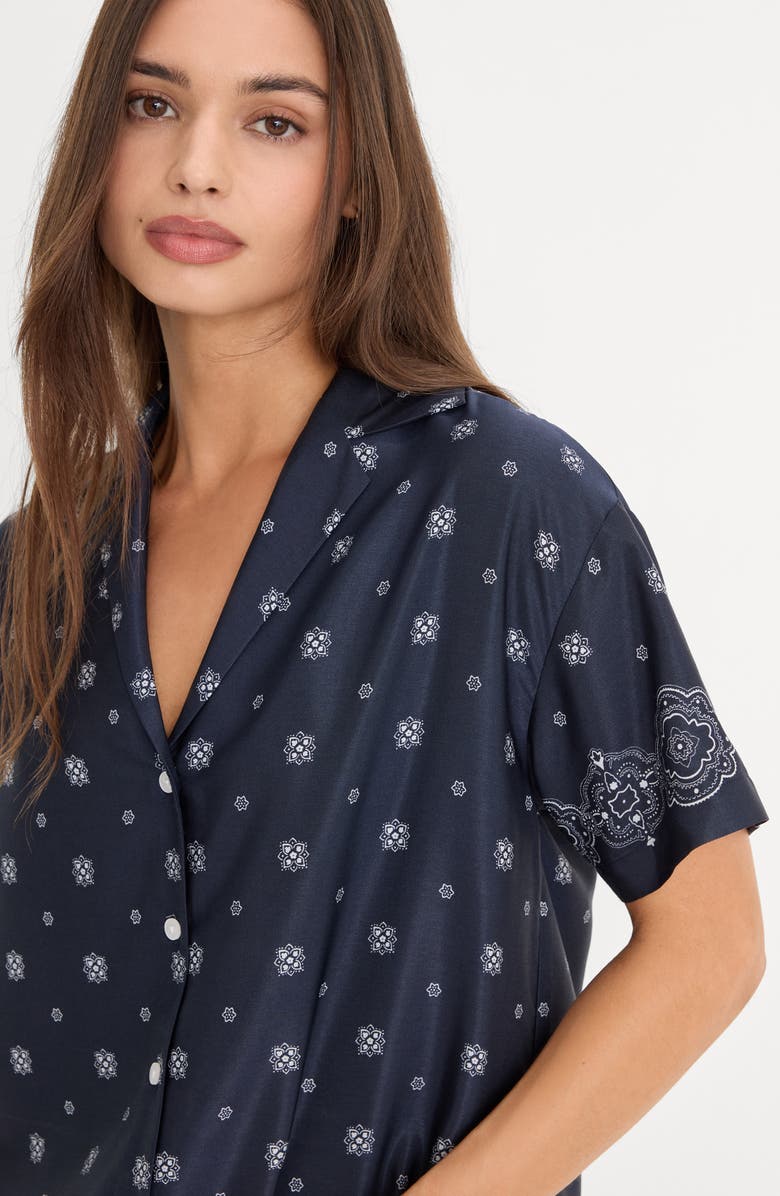 Good American The Medallion Print Button-Up Camp Shirt, Alternate, color, Bandana