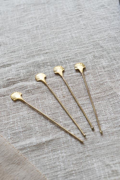 Fleck Seashell Drink Stirrers In Gold