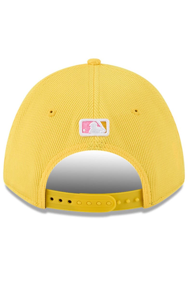 New Era Men's New Era Yellow San Diego Padres City Connect Batting Practice 9FORTY M-Crown Adjustable Hat, Alternate, color, Yellow