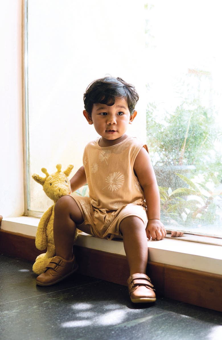 Tikiri Geral the Giraffe Stuffed Animal, Alternate, color, 