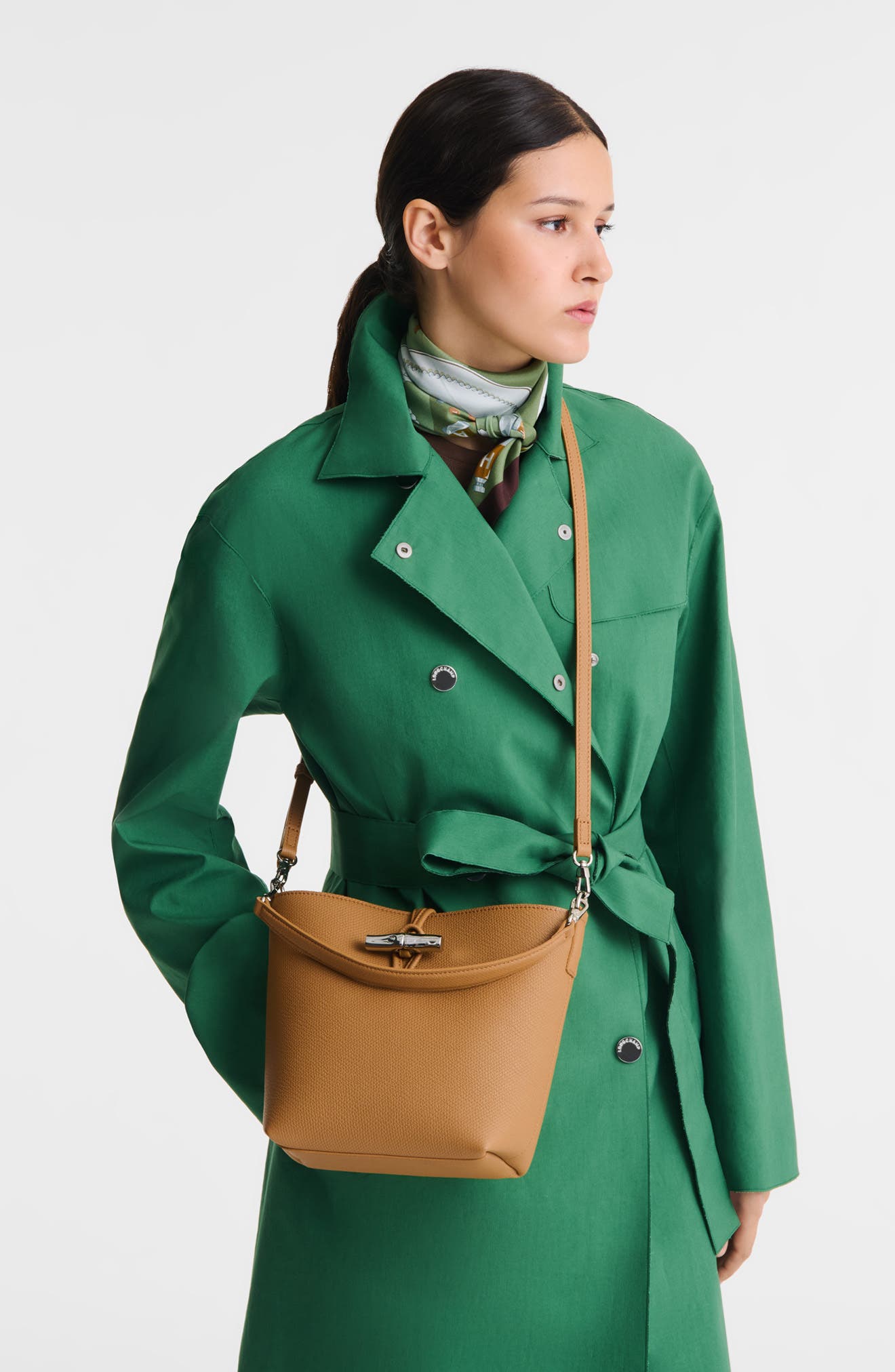 Extra Small Le Roseau Leather Bucket Bag, Alternate, color, WALNUT