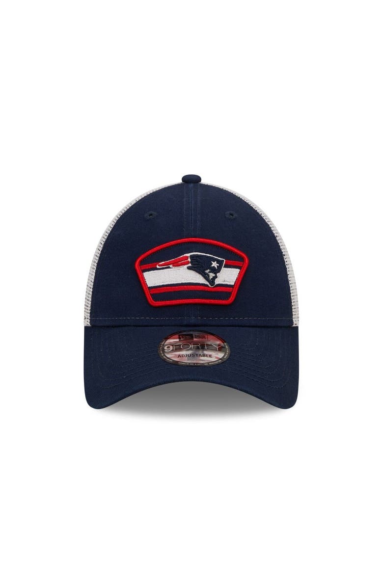 New Era Men's New Era Navy/White New England Patriots Logo Patch Trucker 9FORTY Snapback Hat, Alternate, color, Navy