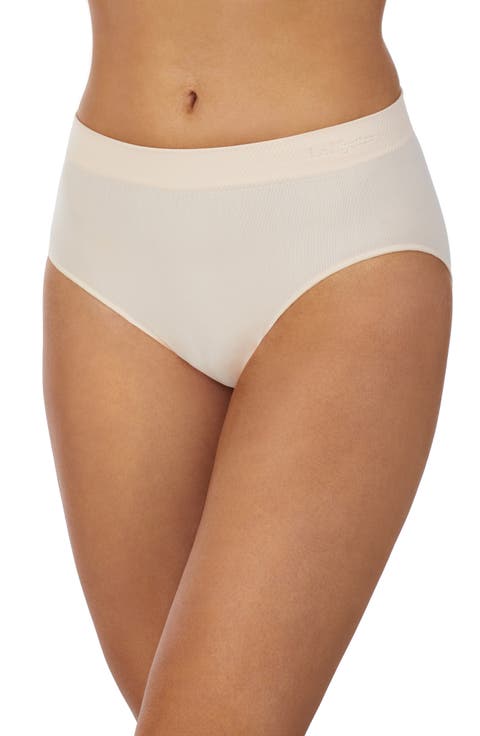 Seamless Comfort Briefs