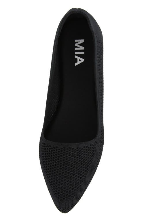 Mia Corrine Knit Flat In Black