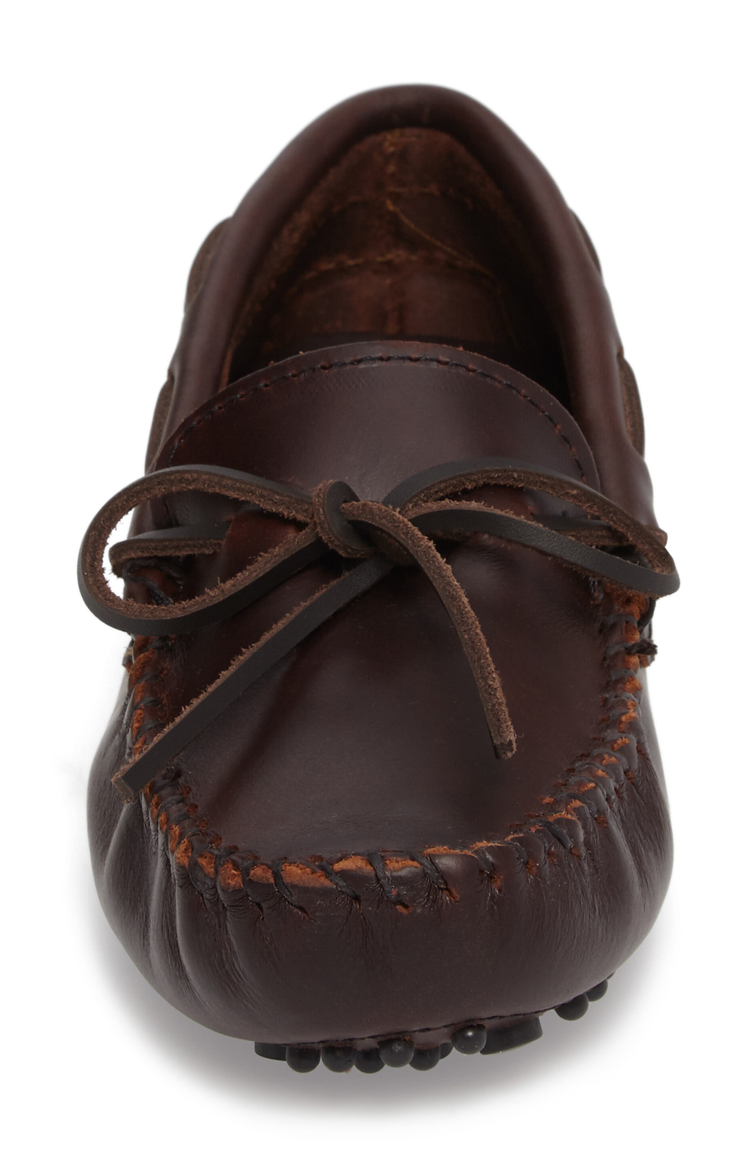 Minnetonka Driving Shoe, Alternate, color, Dark Brown Lariat
