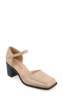 Journee Collection Evangeline Block Heel Pump