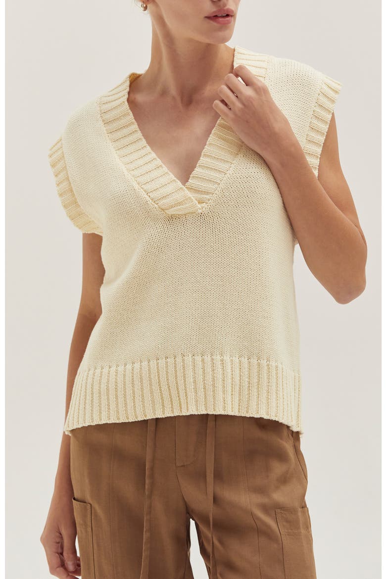 V-Neck Sweater Vest, Alternate, color, Cream
