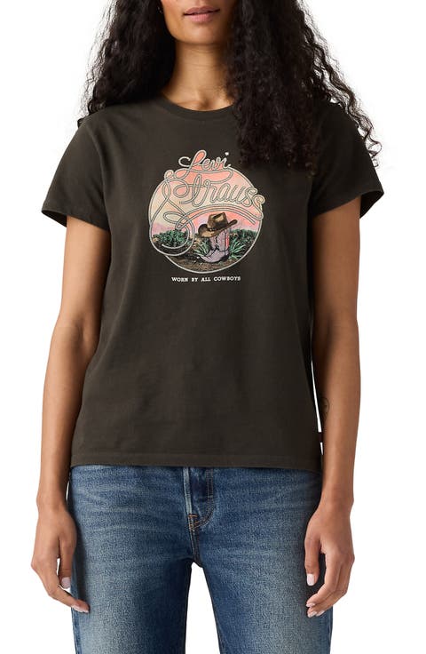 The Perfect Graphic T-Shirt