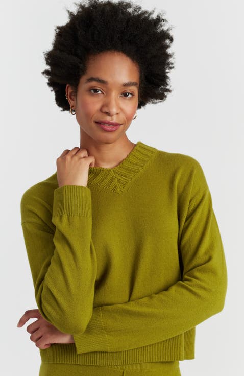 Wool-Cashmere Ribbed V-neck Sweater