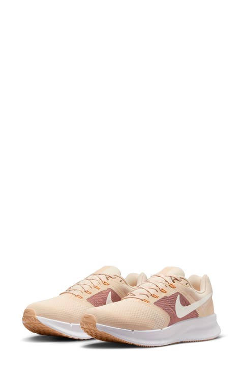 Run Swift 3 Running Shoe (Women)