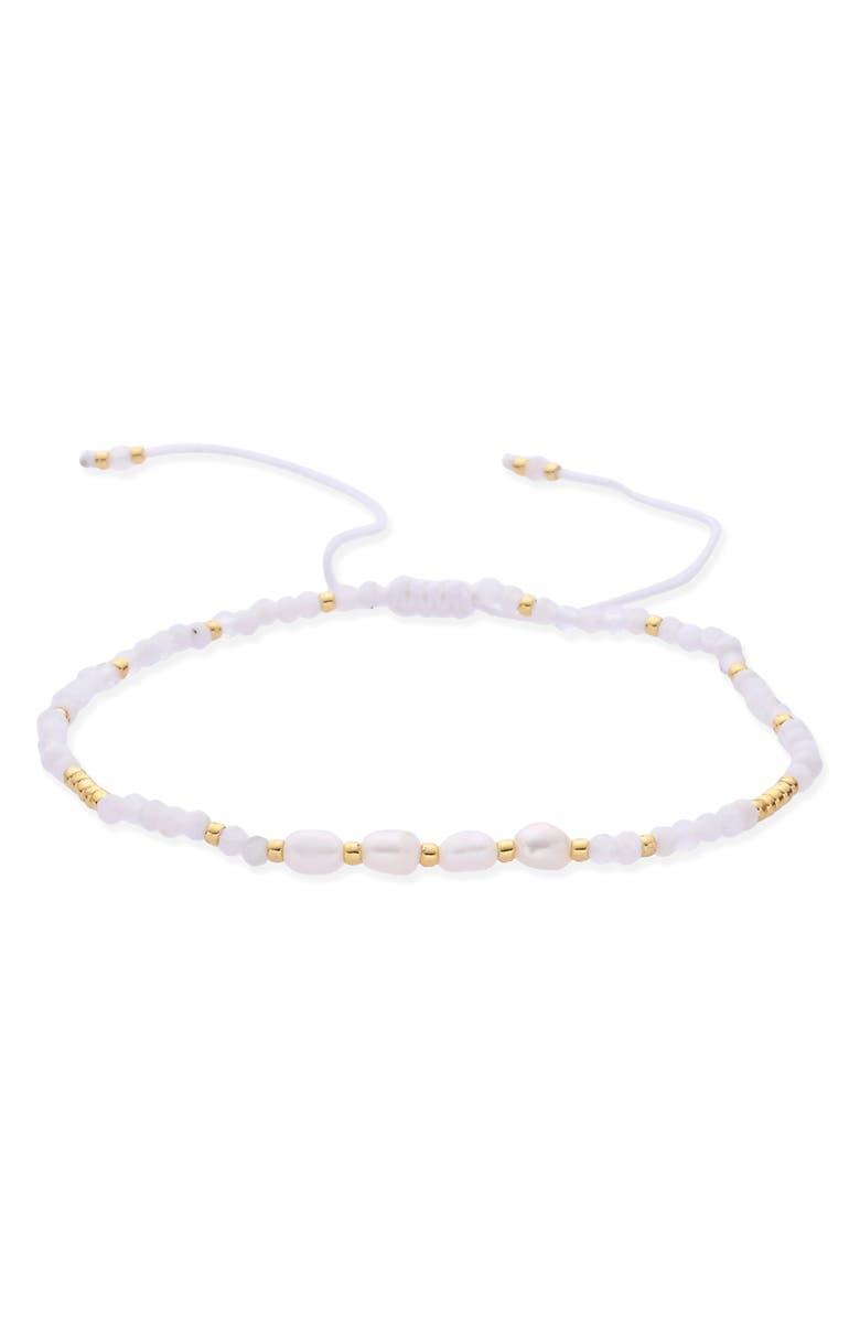 EYE CANDY LOS ANGELES Aojo Set of 5 Beaded Bracelets, Alternate, color, Gold/ White