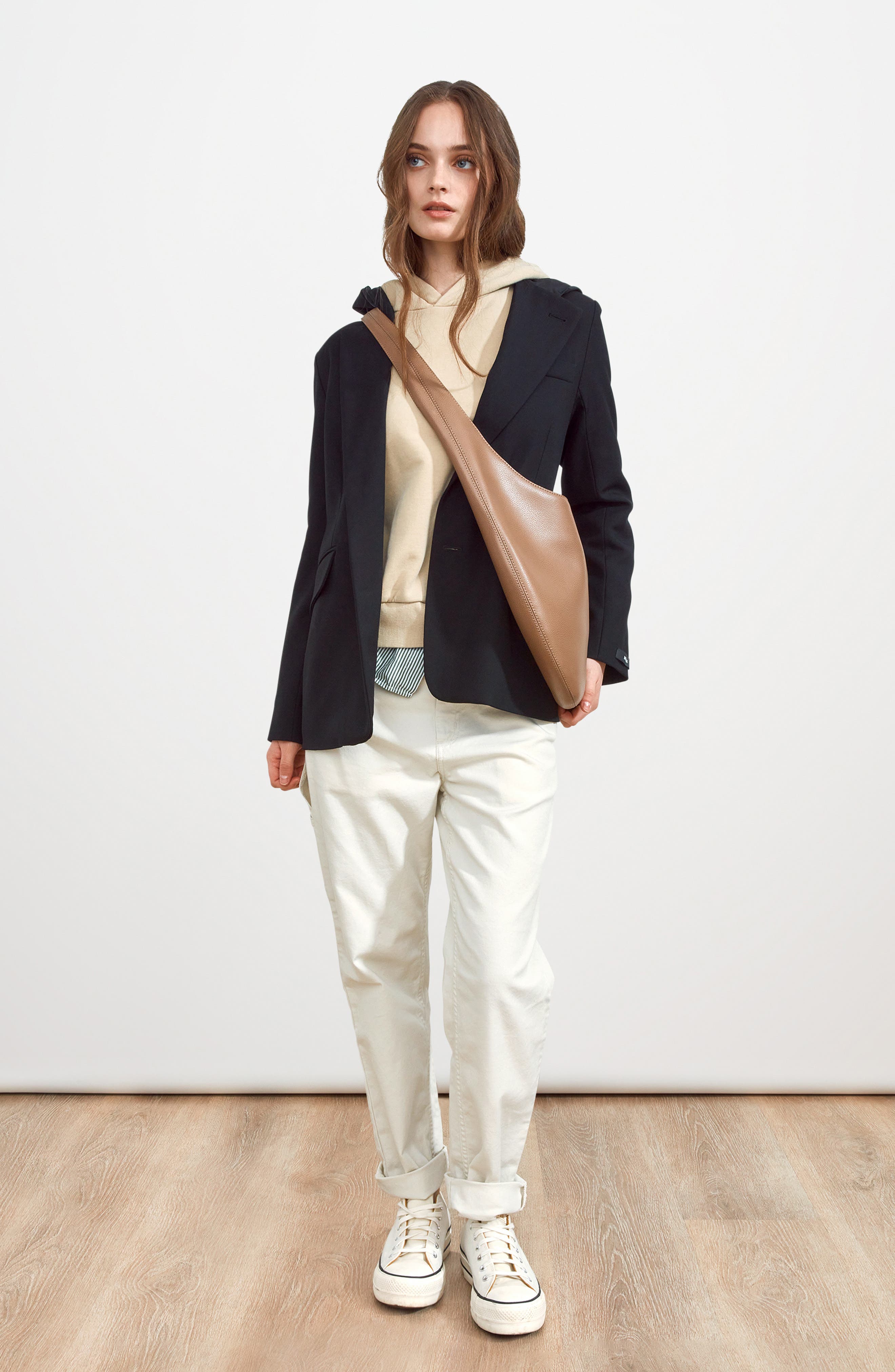 WE-AR4 The H Leather Hobo Bag, Alternate, color, French Grey