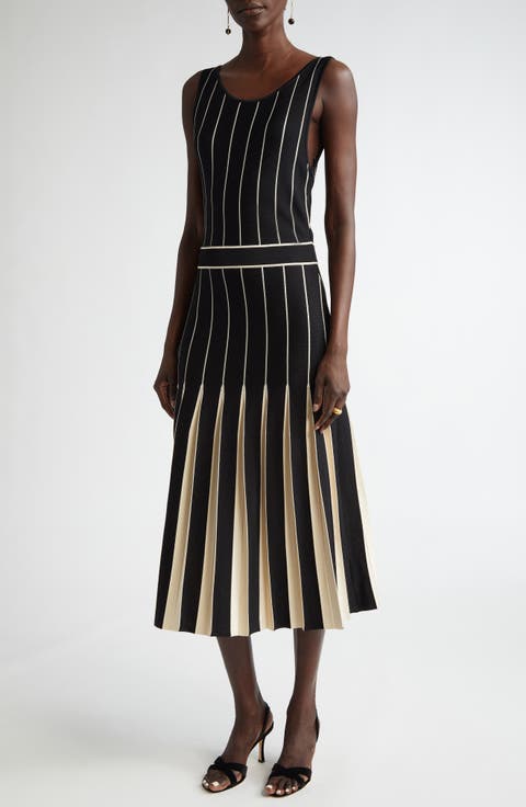 Two-Tone Pleated Sleeveless Knit Dress