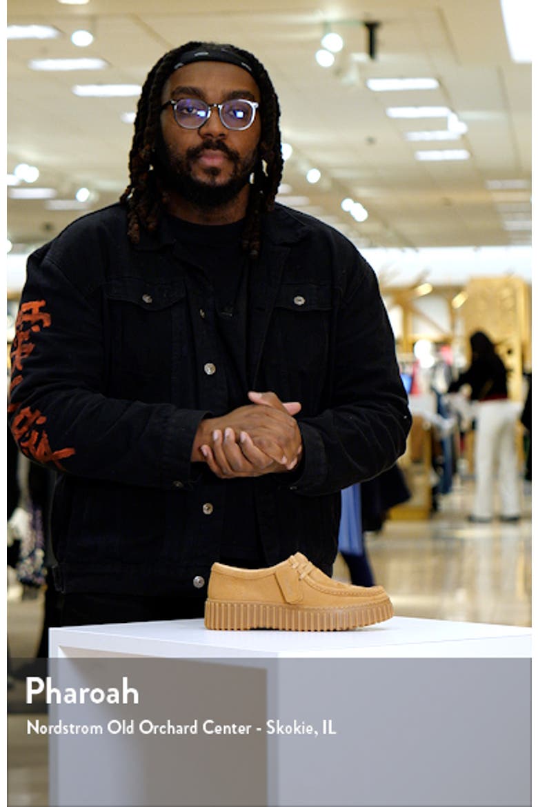 Torhill Bee Chukka Sneaker video