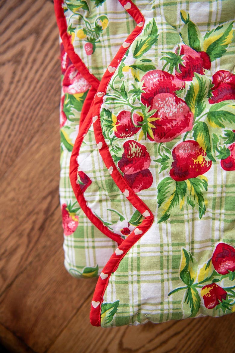 Strawberry Gingham Throw, Alternate, color, Green