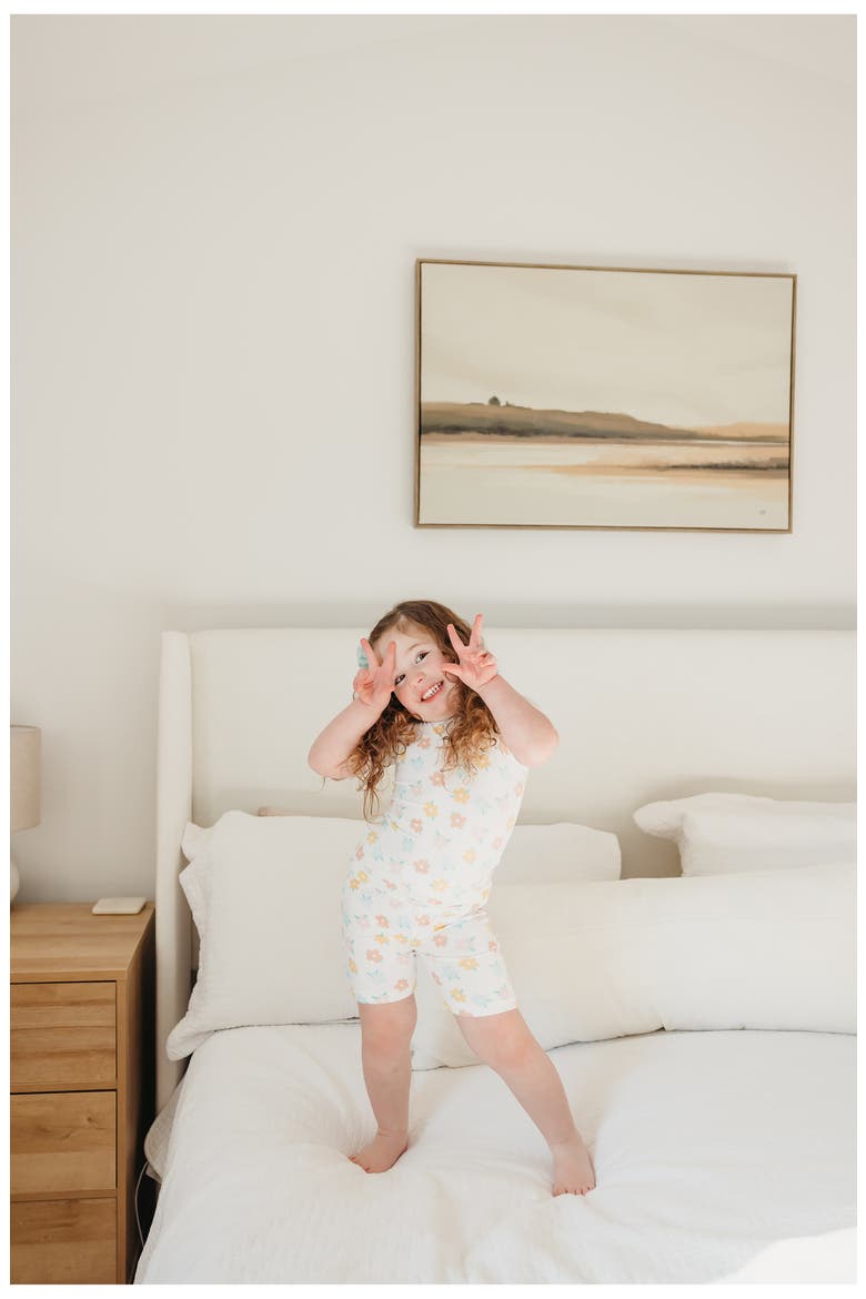 Daisy Fitted Two-Piece Short Pajamas, Alternate, color, LIGHT/ PASTEL BLUE