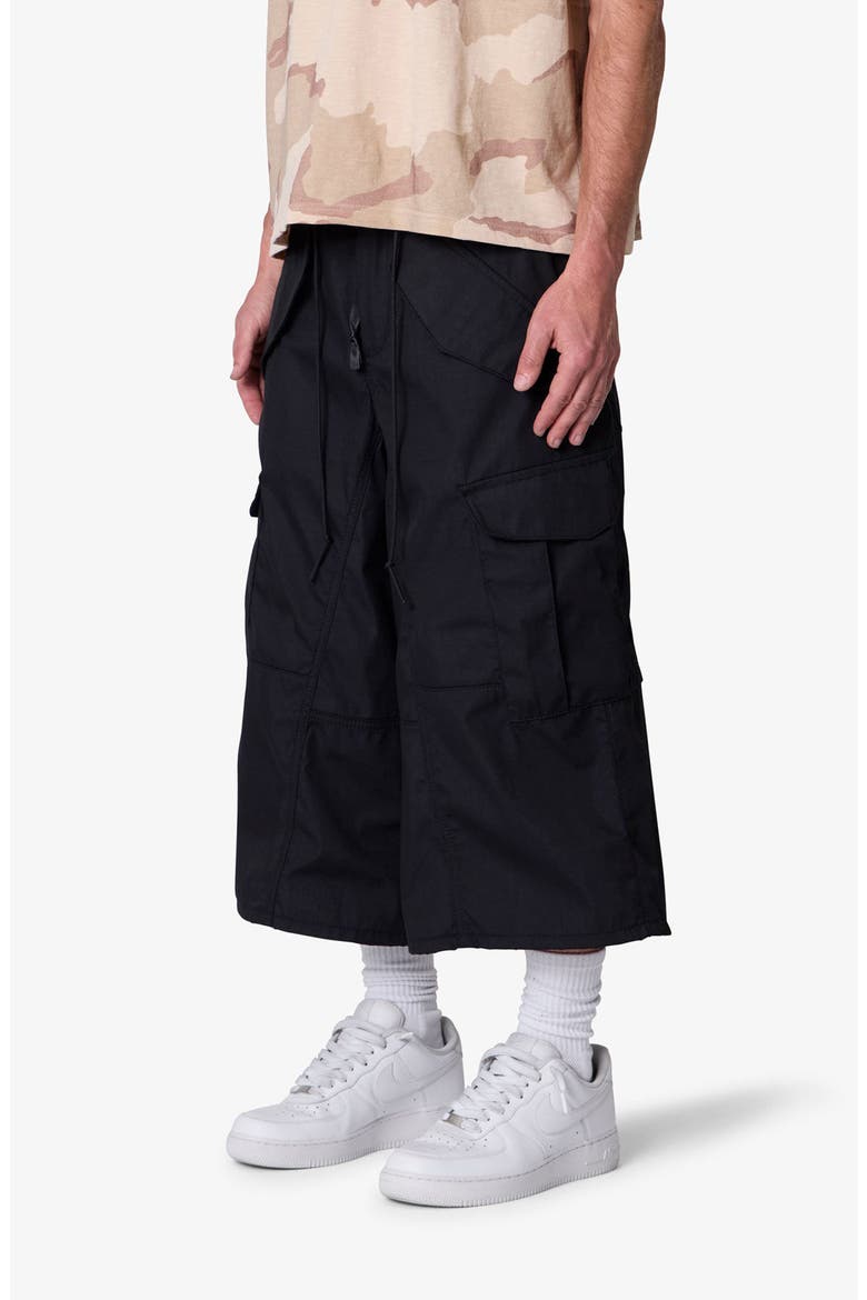 Baggy Fit Extralong Black Cargo Shorts, Alternate, color, BLACK