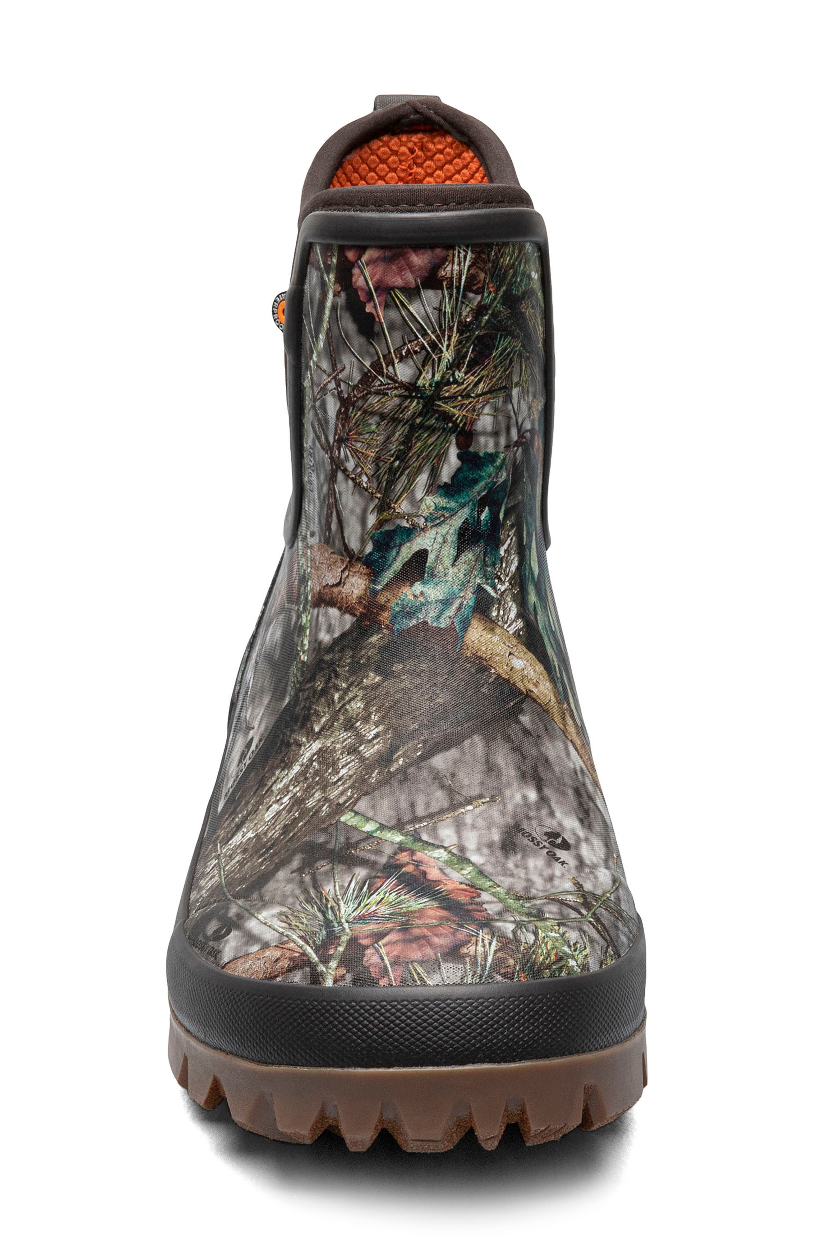 Bogs Arcata Camo Chelsea Boot, Alternate, color, Mossy Oak