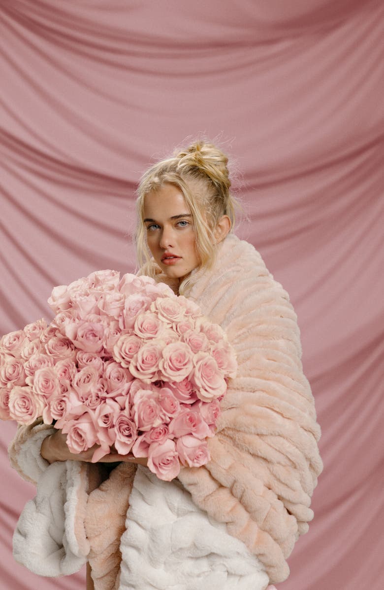 LOLA BLANKETS Original Throw Blanket, Alternate, color, Sugar Petal Two-Tone