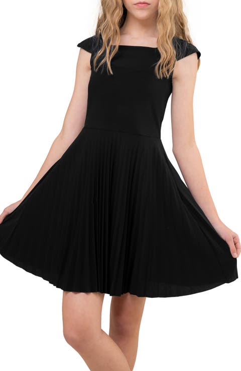 Cap Sleeve Pleated Dress