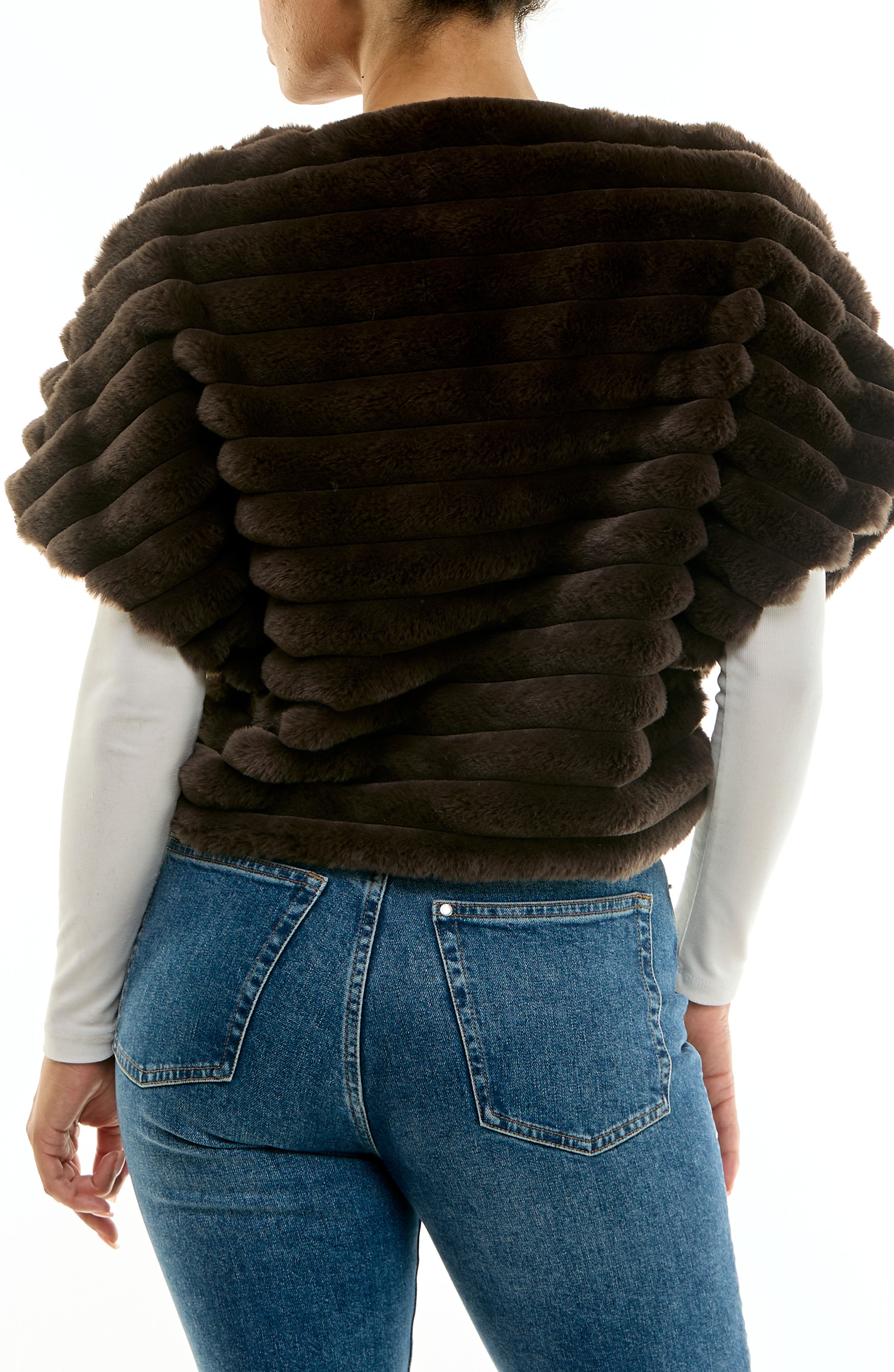 Faux Fur Capelet - image 4