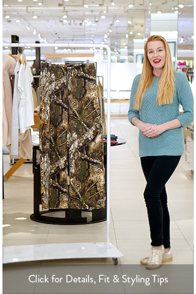 Realtree® Camo Brooklyn Fleece Sweatpants video