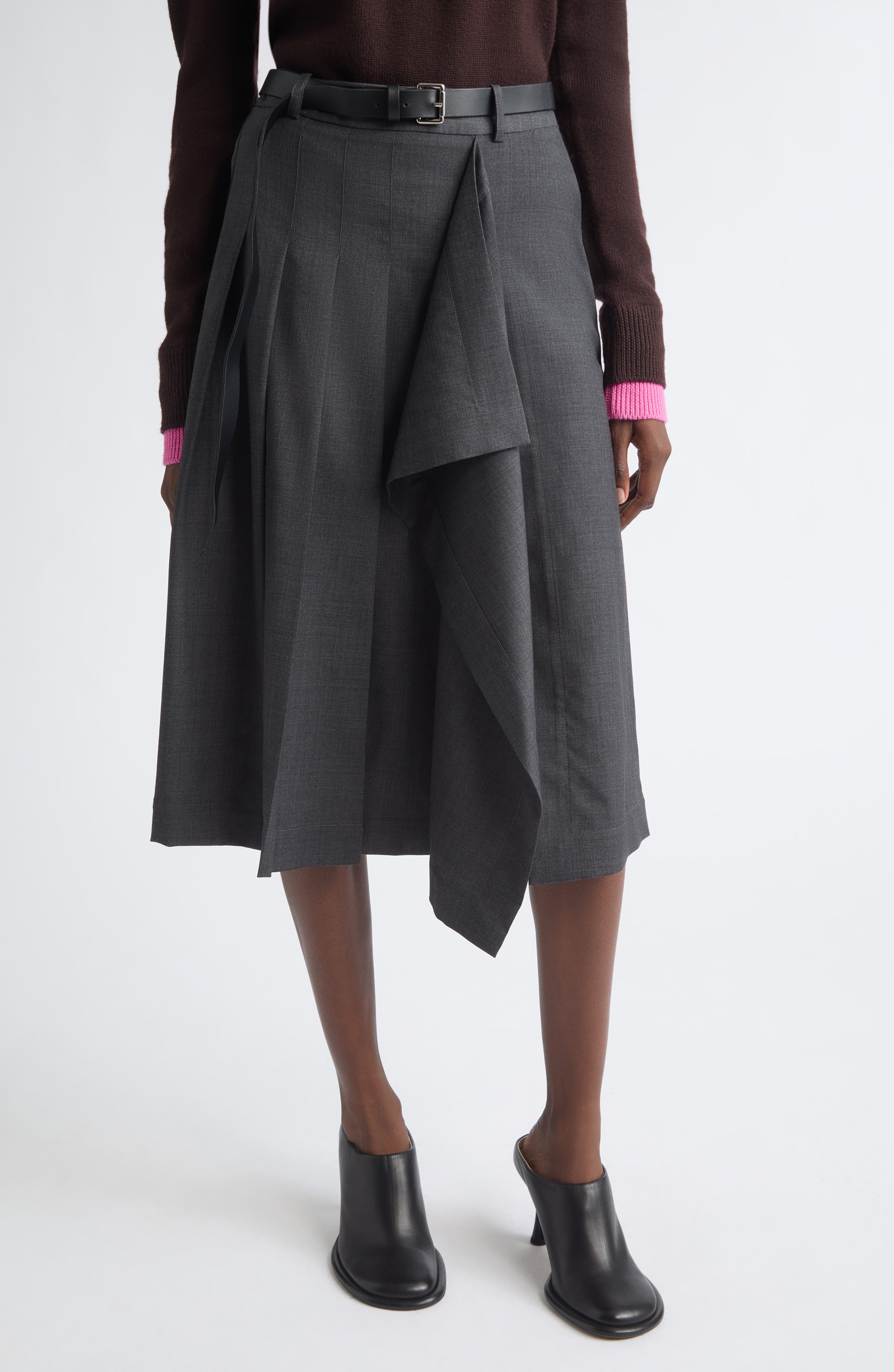 selected DARK CHARCOAL