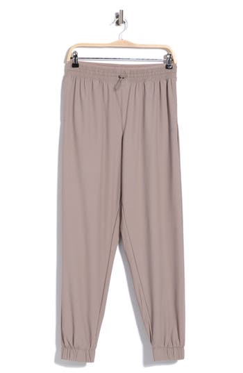 Layer 8 Weekend Joggers In Driftwood