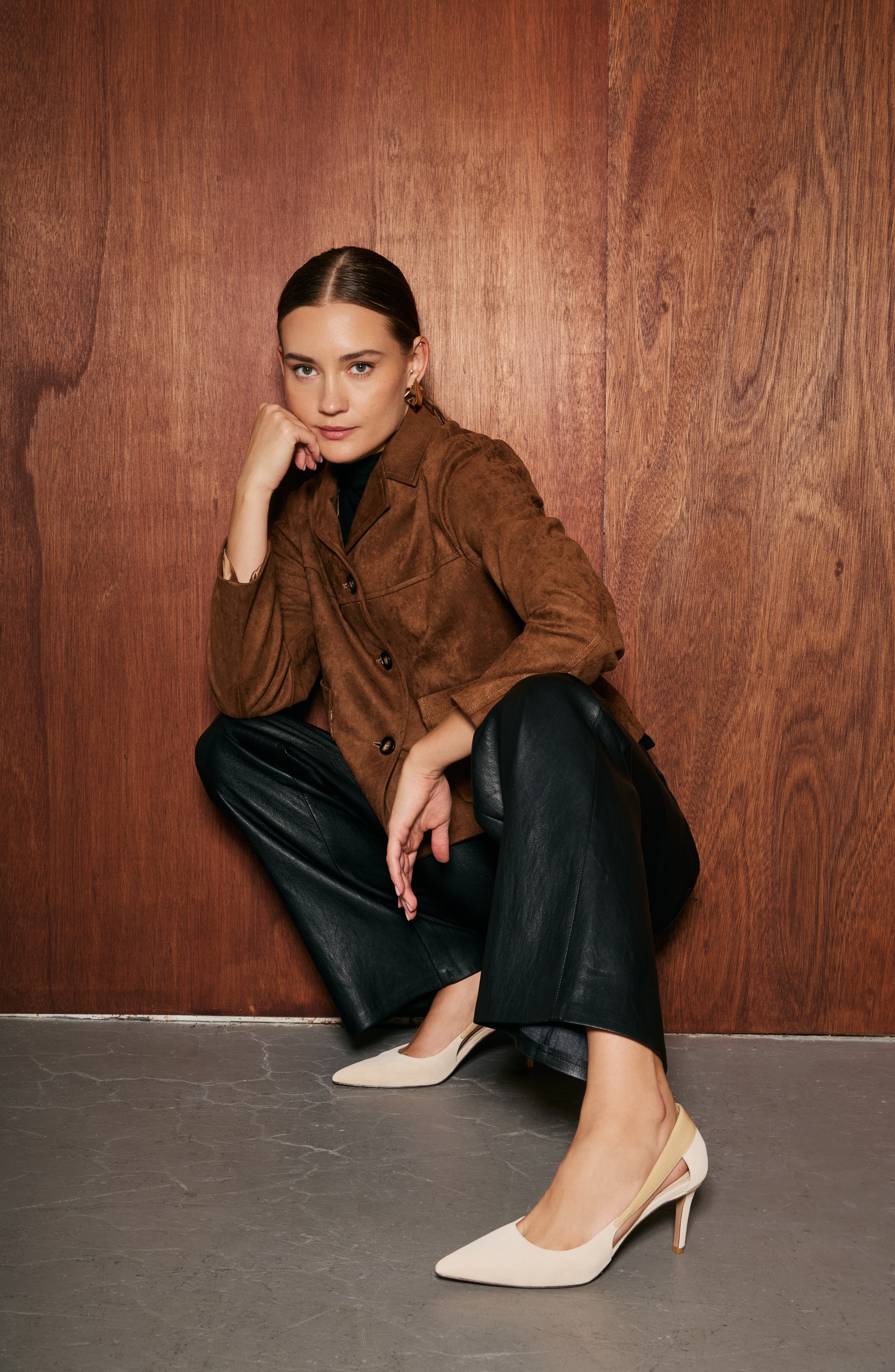 Libby Pointed Toe Pump - image 4