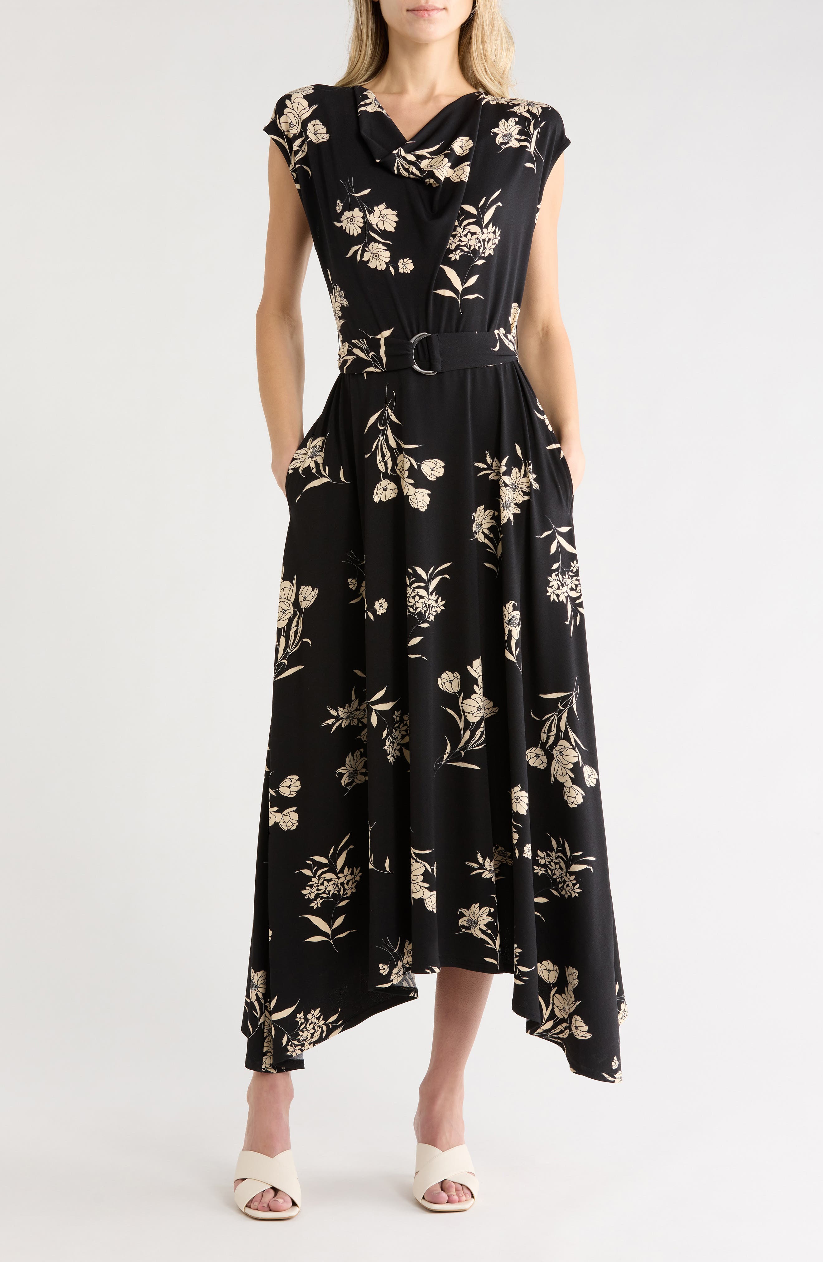 FLORAL BLACK GROUND