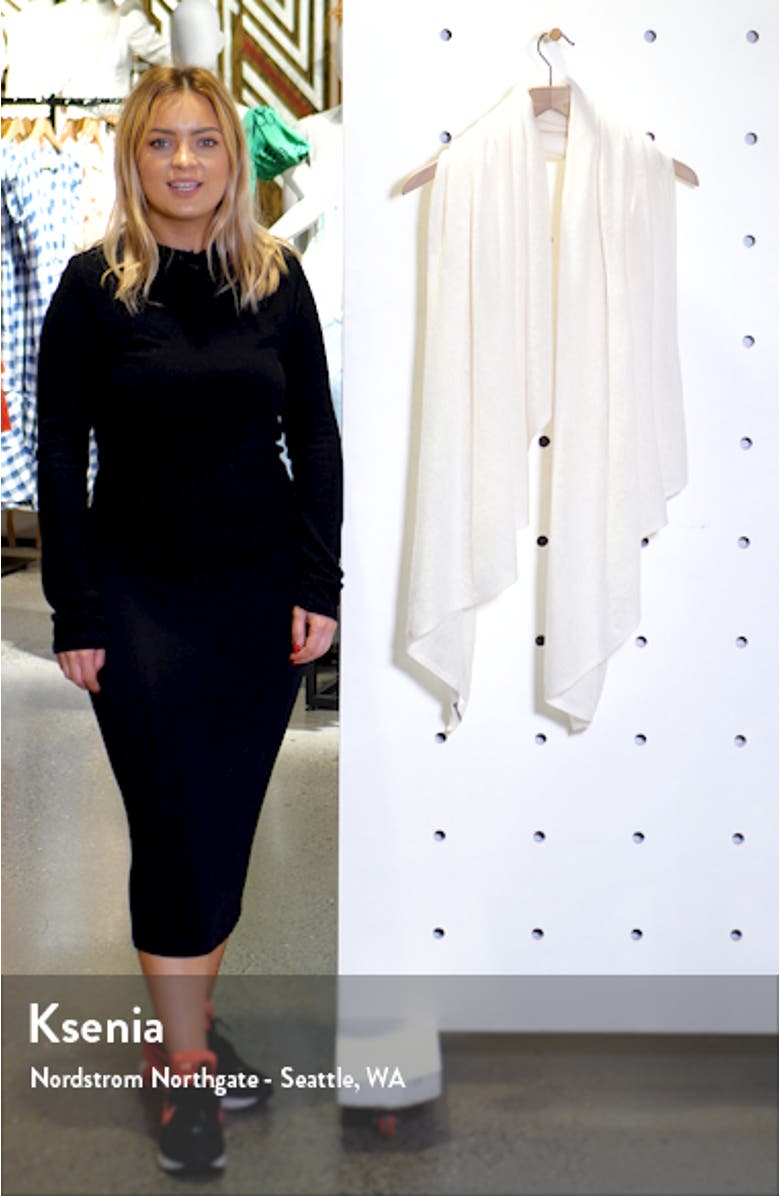 Lightweight Cashmere Scarf, sales video thumbnail