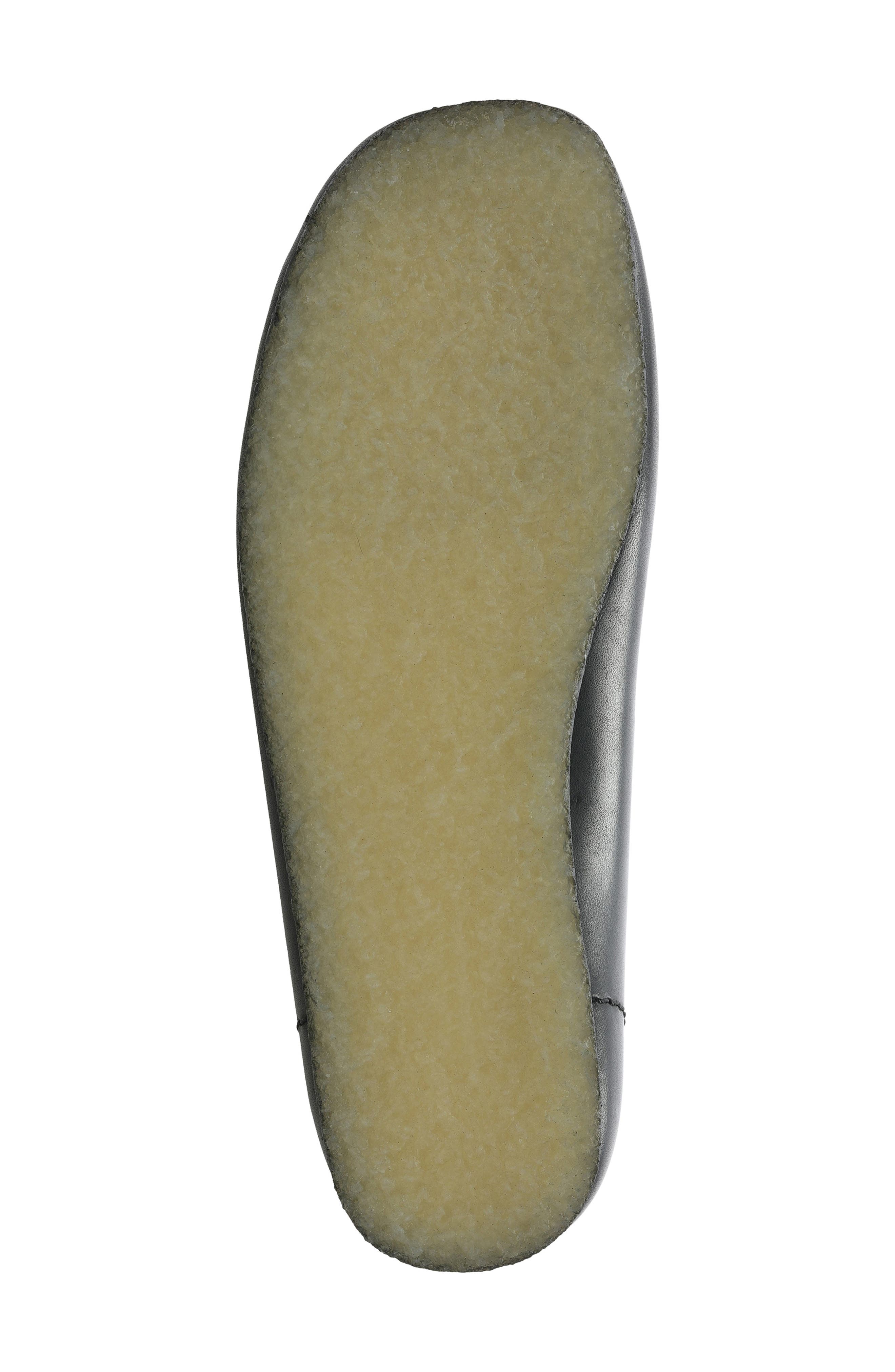 Clarks<sup>®</sup> Originals Wallabee Chukka Boot, Alternate, color, Black Leat