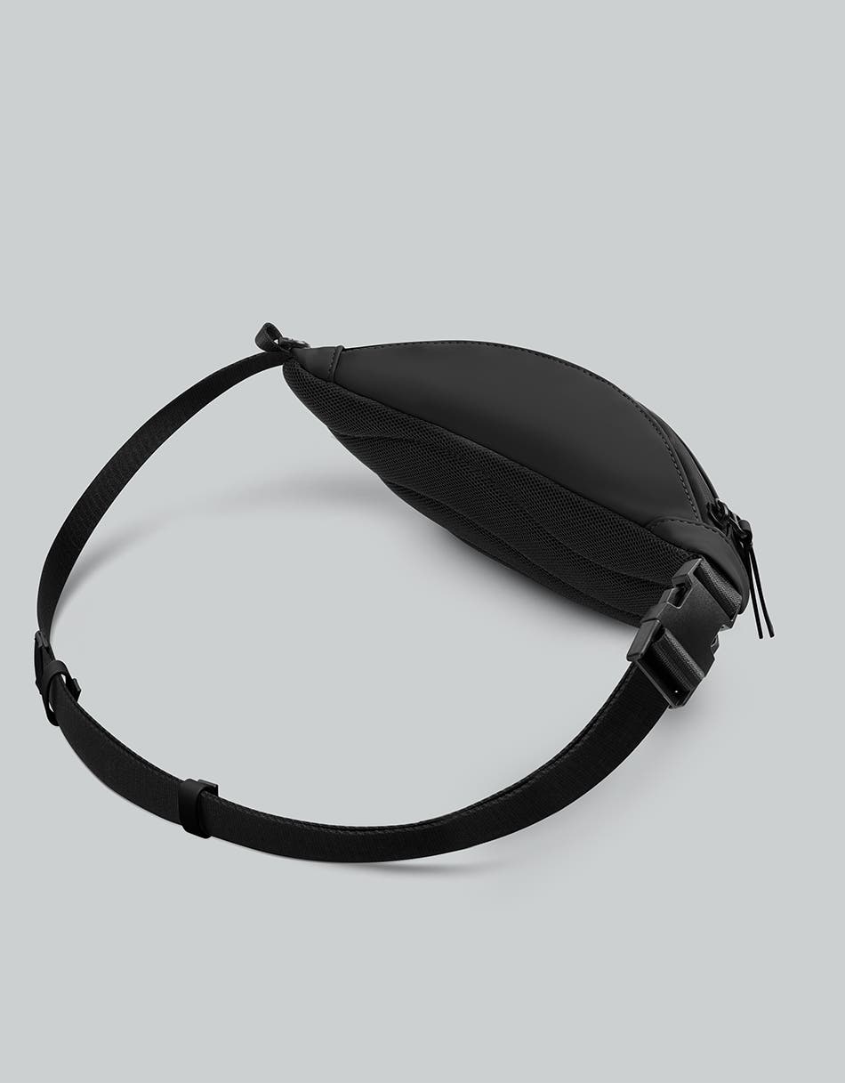 Gaston Luga Däsh Bumbag - Black, Alternate, color, Black