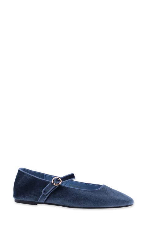 Annabelle Mary Jane Flat