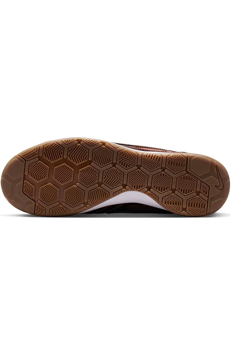 Nike Gato LV8 Soccer Sneaker, Alternate, color, Fauna Brown/ White