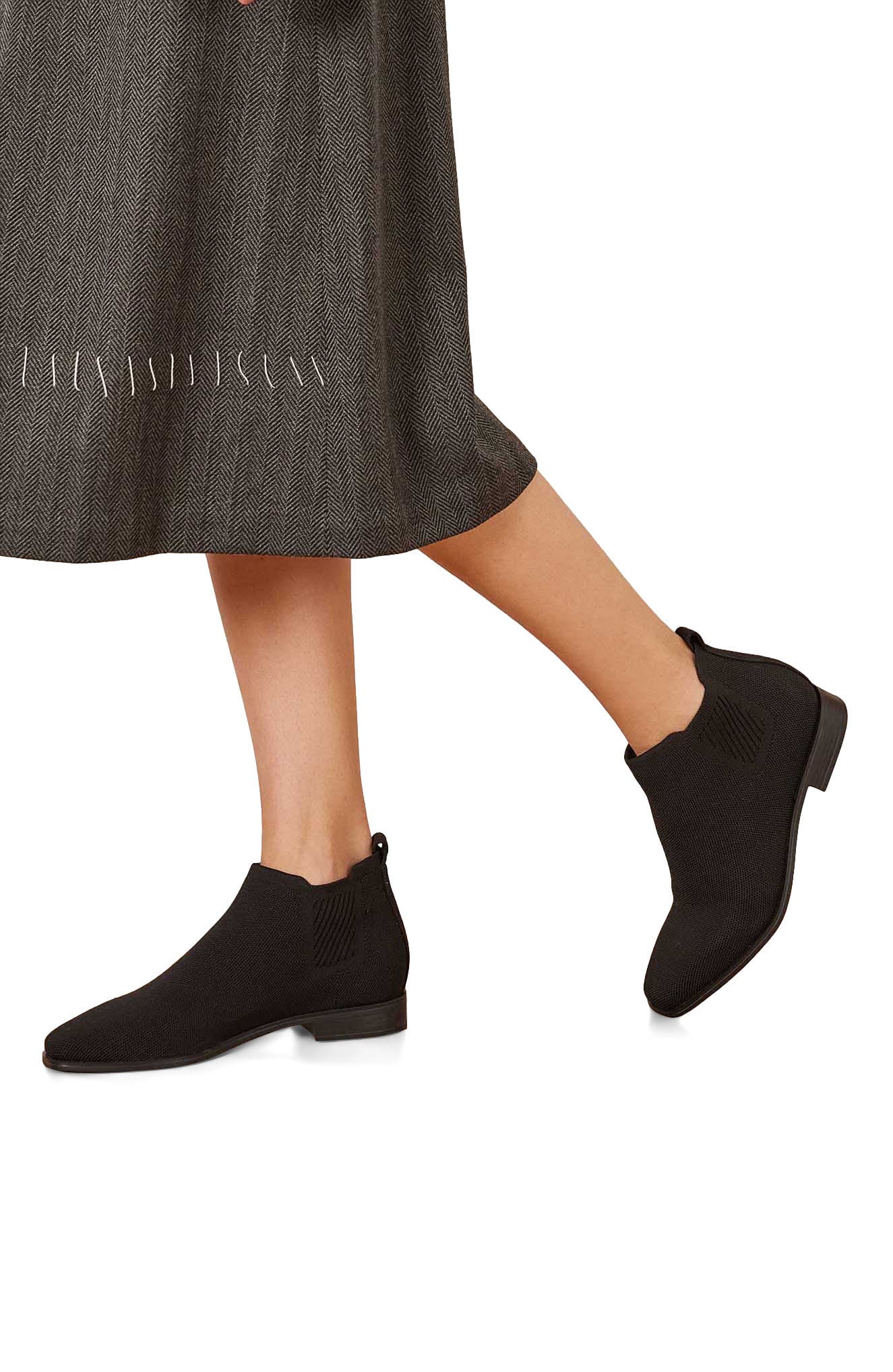 VIVAIA Square-Toe Water-Repellent Ankle Boots, Alternate, color, Black